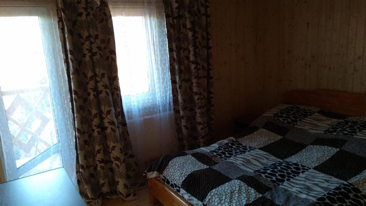Базилік Hotel Яремче Екстериор снимка